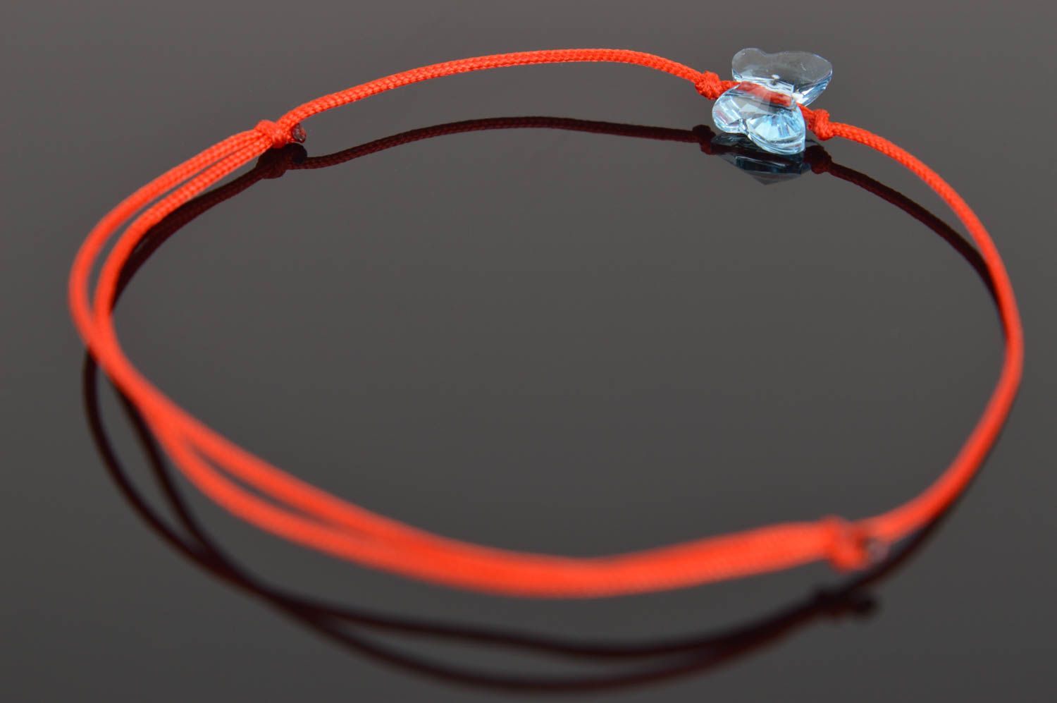 Bracelet textile Bijou fait main Accessoire femme fil de soie rouge papillon photo 1
