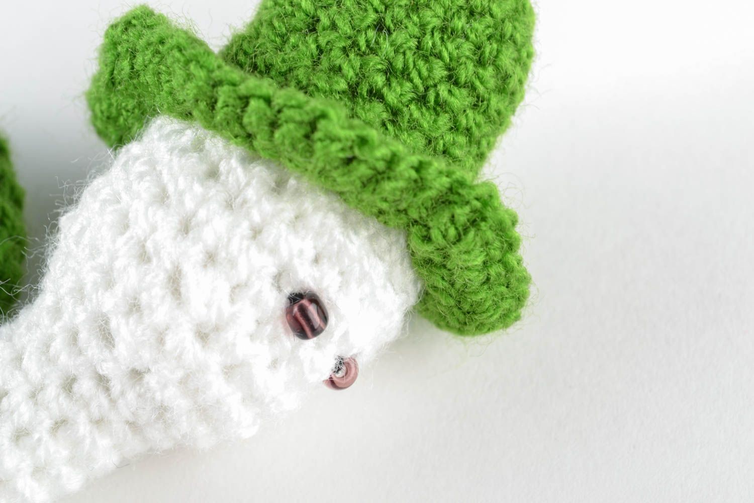 Peluche tricotée au crochet pour enfant Escargot vert photo 2