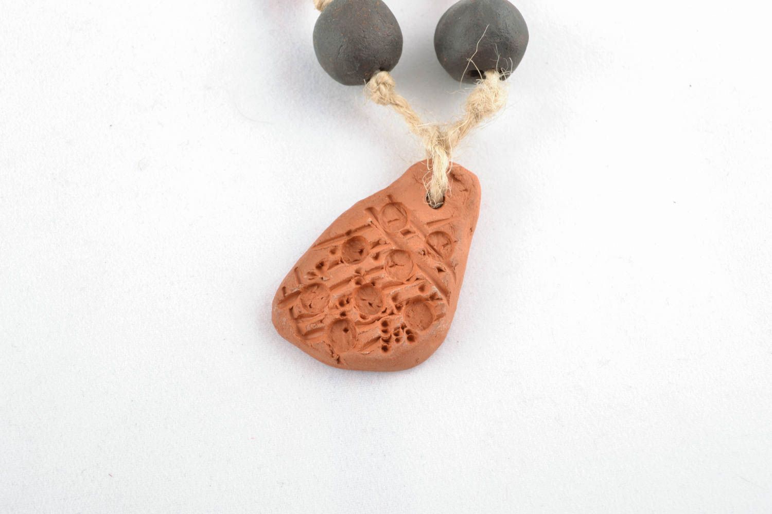 Ethnic ceramic necklace photo 1