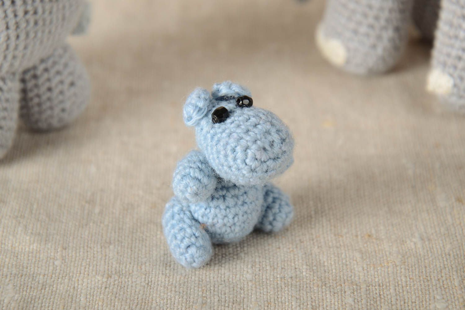 Jouet hippo Peluche faite main Déco maison doux tricoté au crochet en coton photo 1