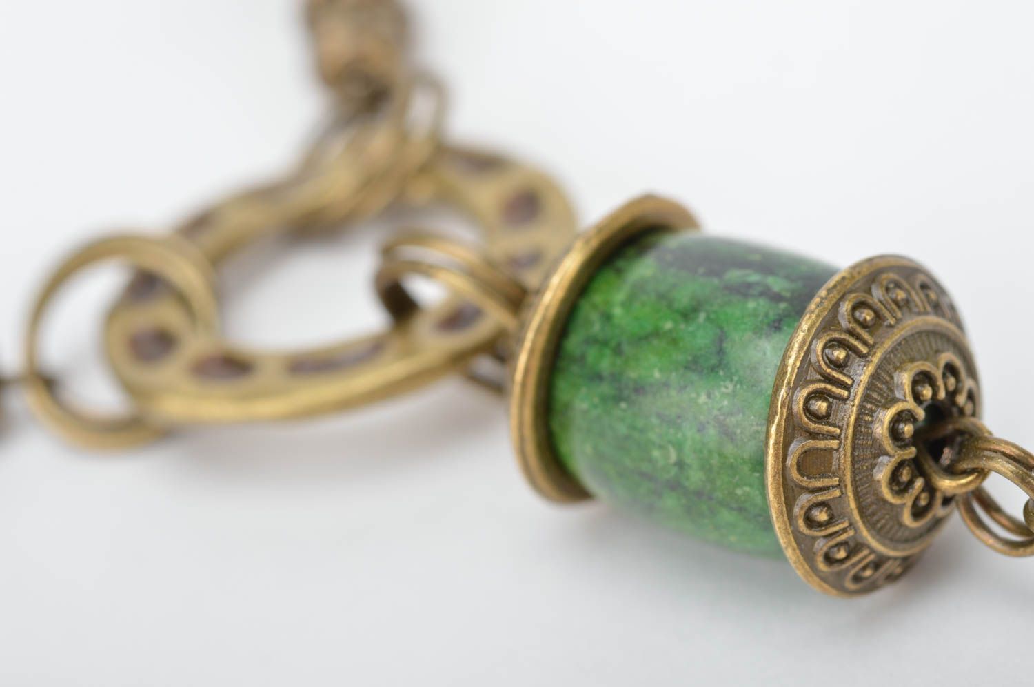 Collier en métal fait main avec grandes perles fantaisie vertes massif original photo 4