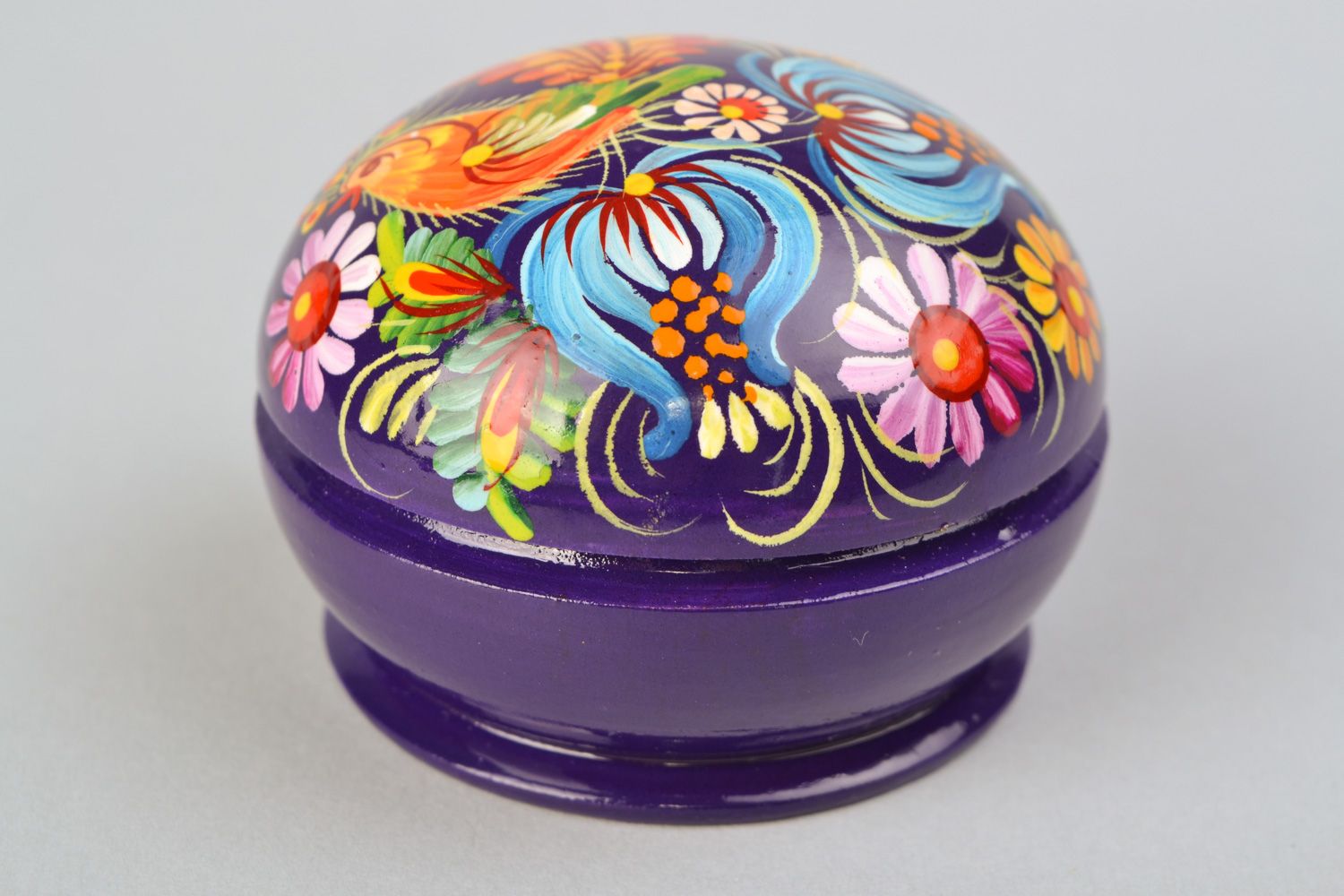 Boîte à bijoux de bois ronde faite main avec peinture de Petrykivka décoration photo 5