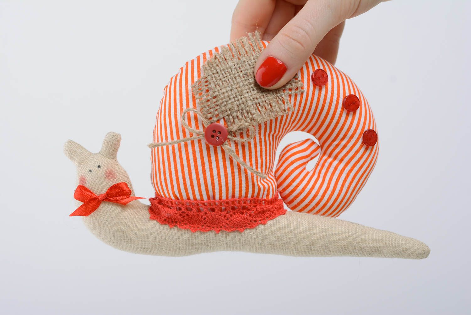 Jouet en coton escargot fait main rayé décoratif original design avec noeud photo 3