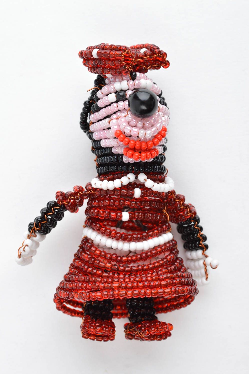 Statuetta cane con fiocco fatta a mano figurina decorativa in perline foto 4