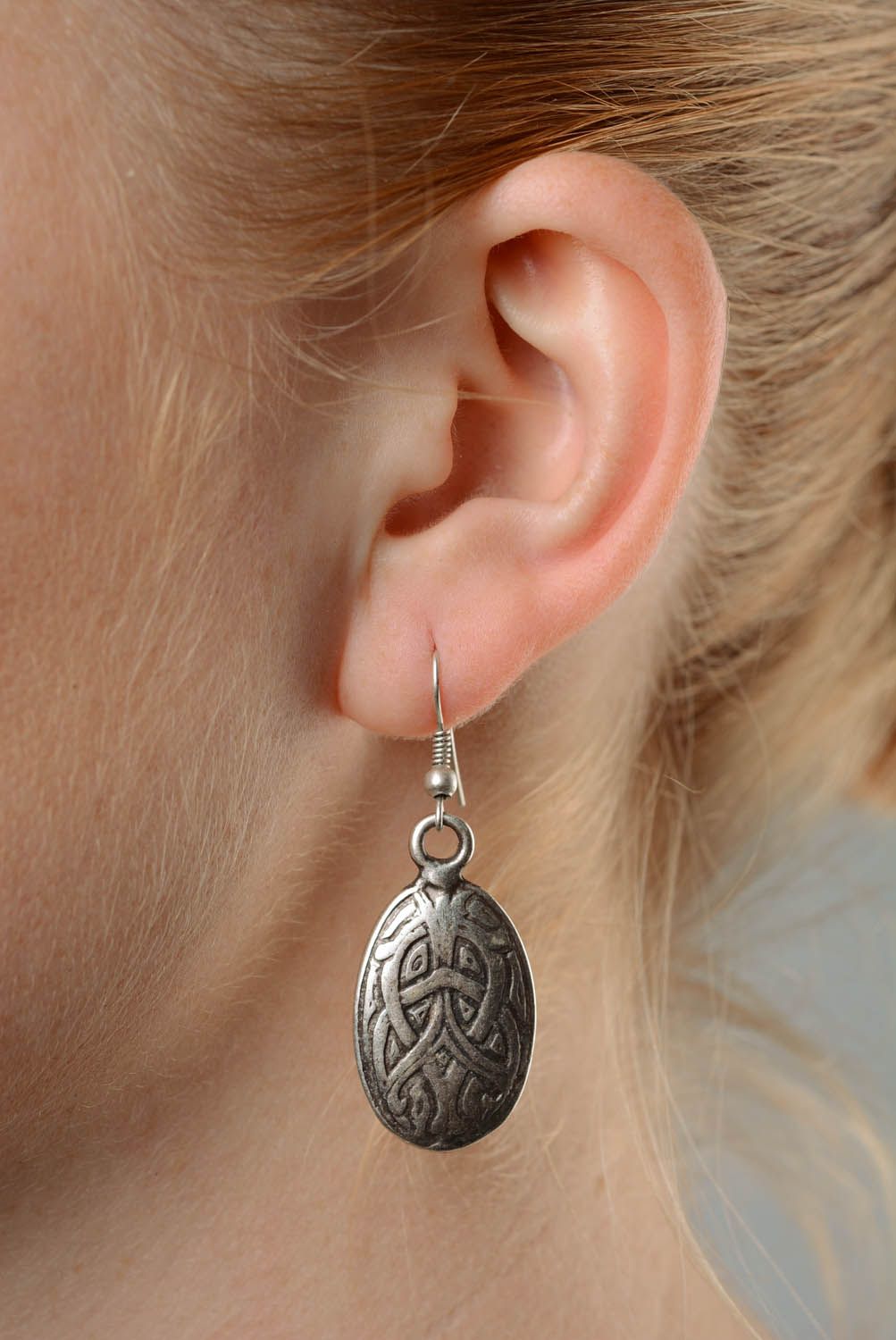 Metal earrings with ethnic pattern photo 3