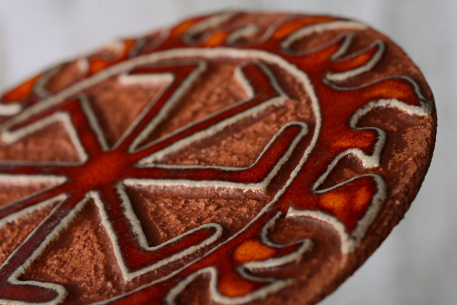 Handmade Keramik Wandteller Amulett Ladinez foto 2