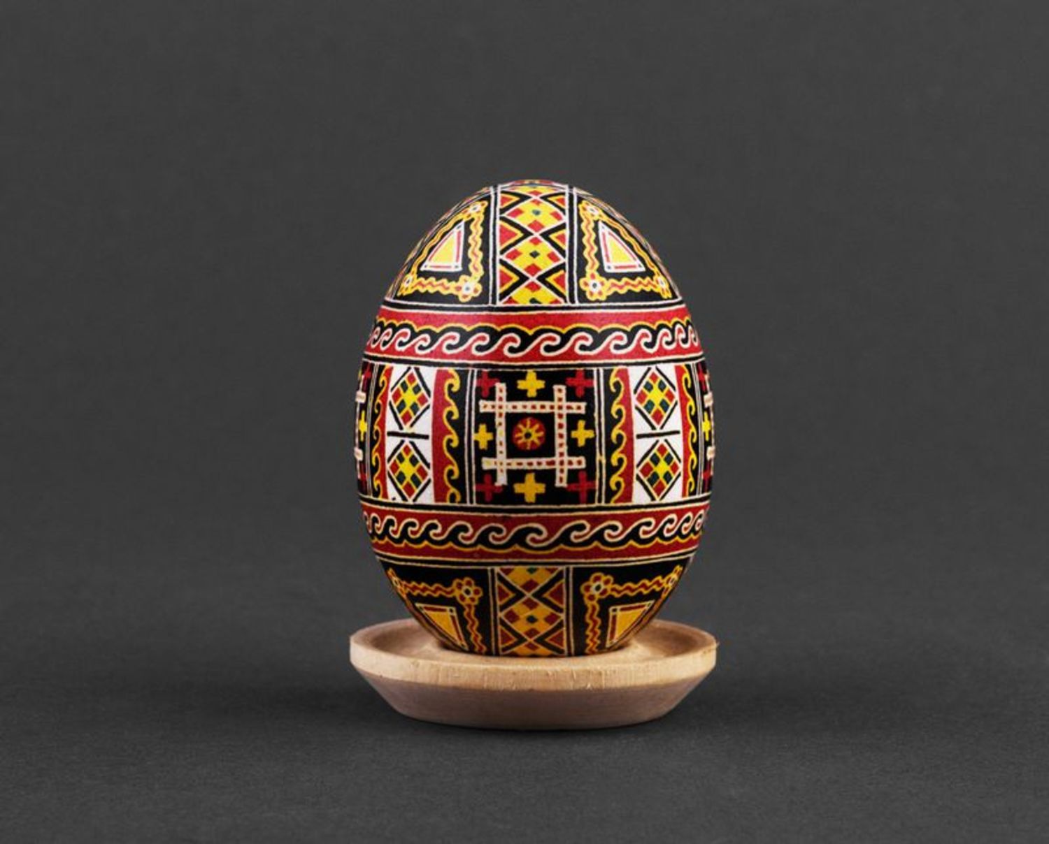 Huevo de Pascua pintado ucraniano foto 2