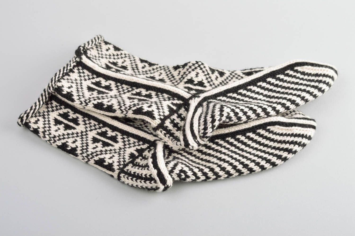 Носки ручной работы шерстяные носки из шерсти женские носки черно-белые фото 3