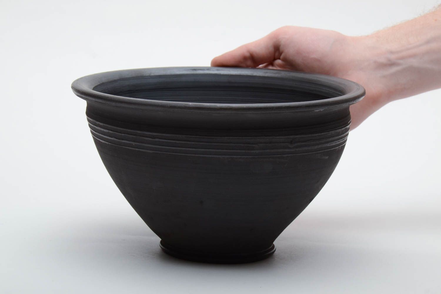 Deep black smoked ceramic bowl 2 l photo 5