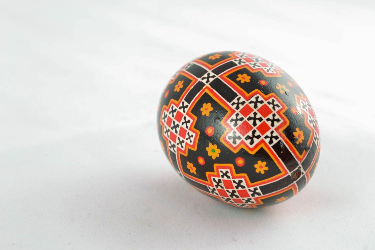 Designer painted egg with ornament photo 3