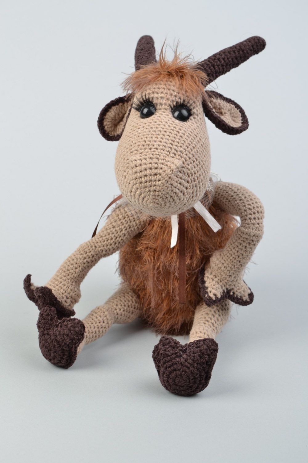 Jouet mou tricoté au crochet fait main chèvre brun pour enfant décoration photo 4