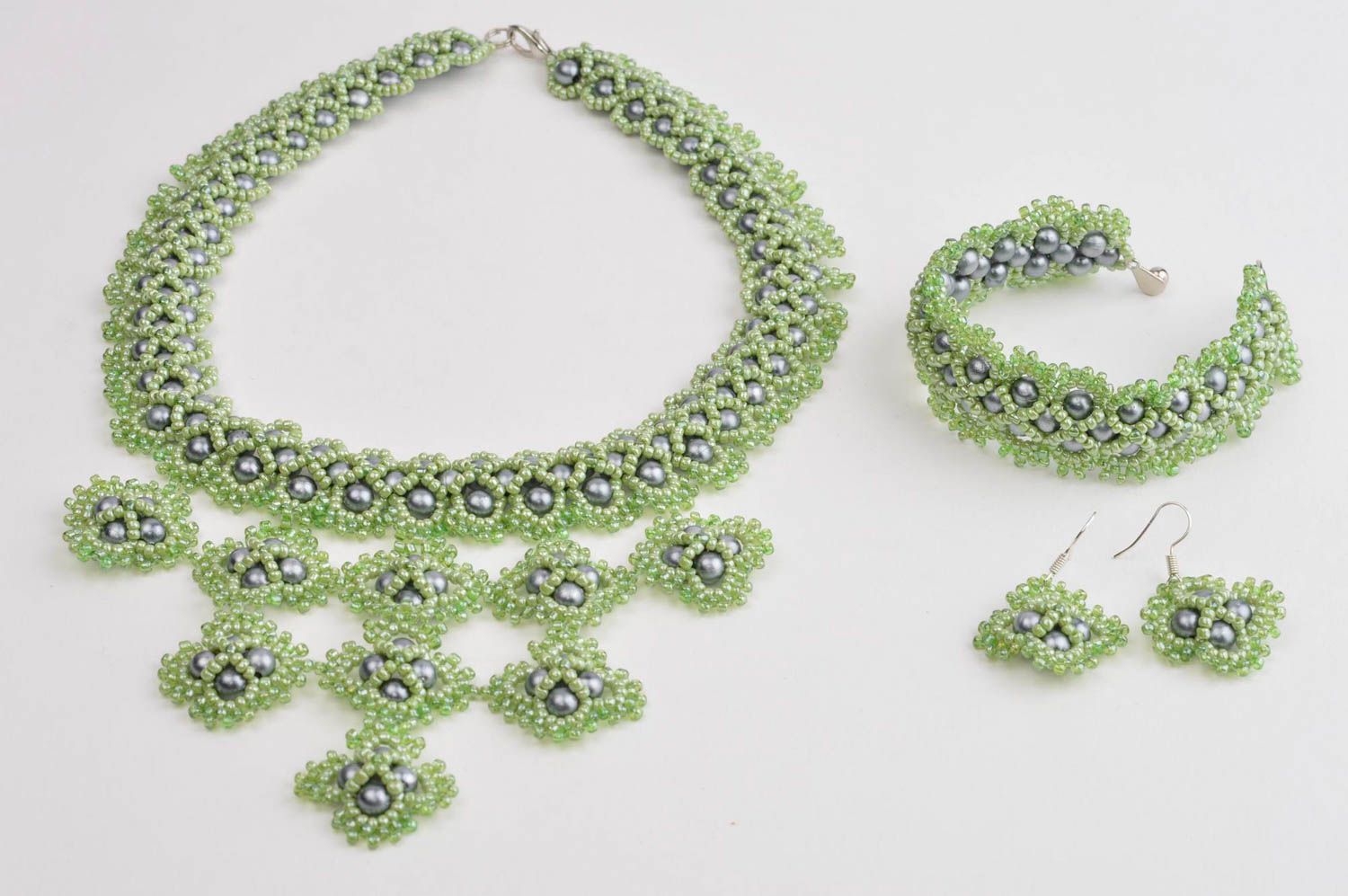 Collar artesanal pendientes de abalorios color verde brazalete original foto 4