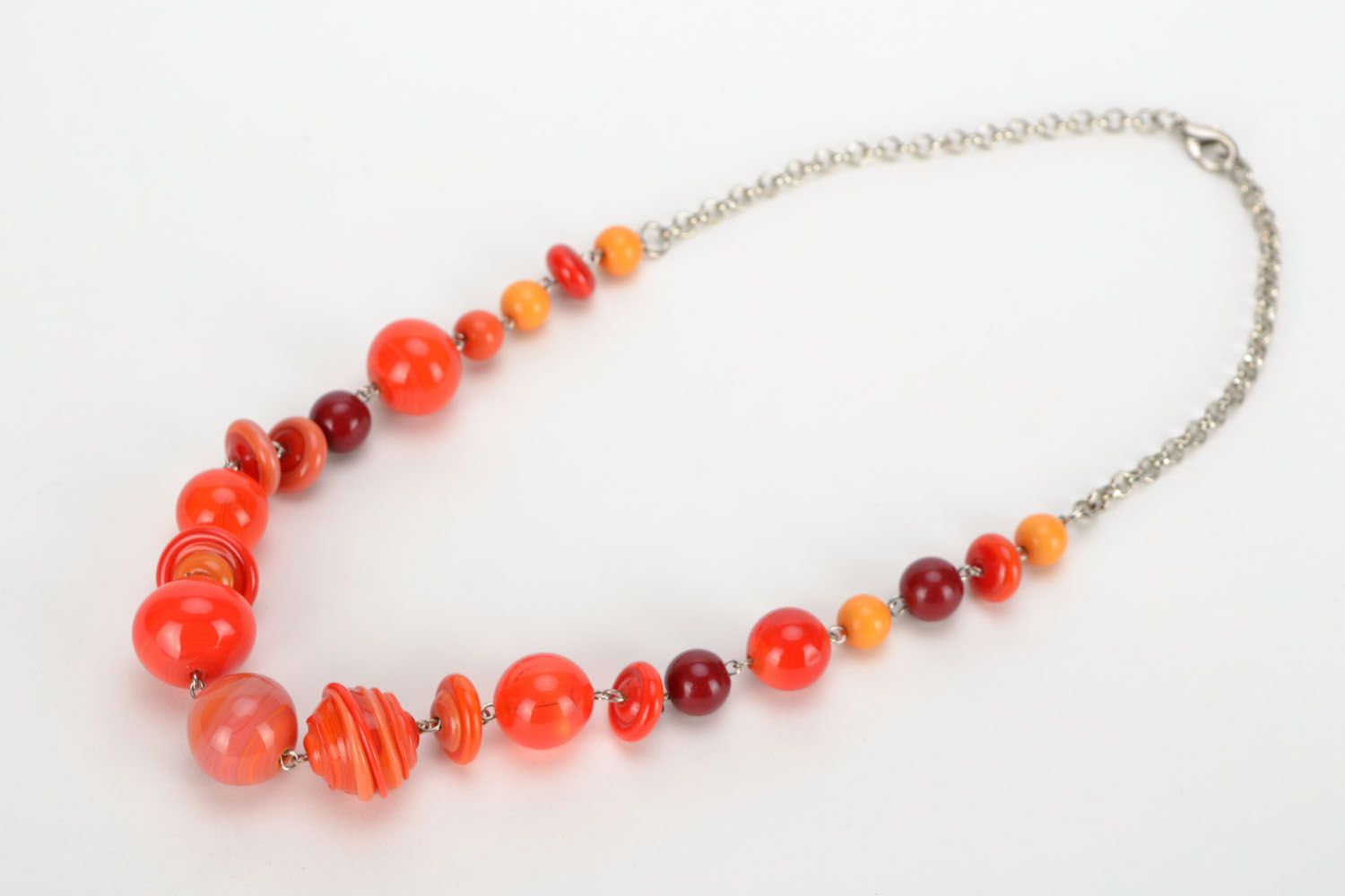 Red lampwork glass beaded necklace   photo 3