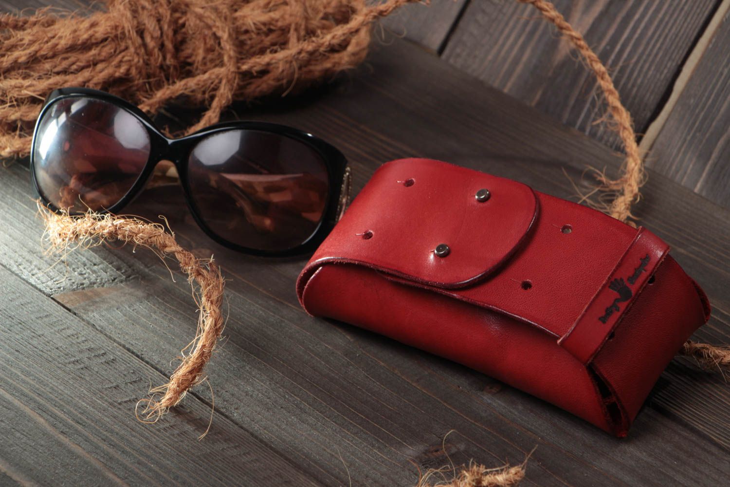 Handmade stylish genuine leather eyeglass case for women Red photo 1