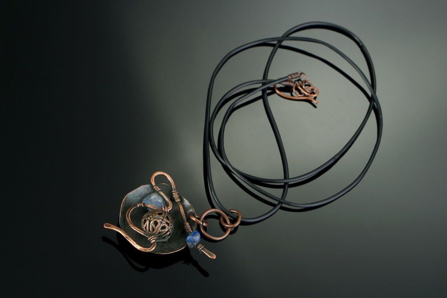 Copper pendant with lazurite photo 2