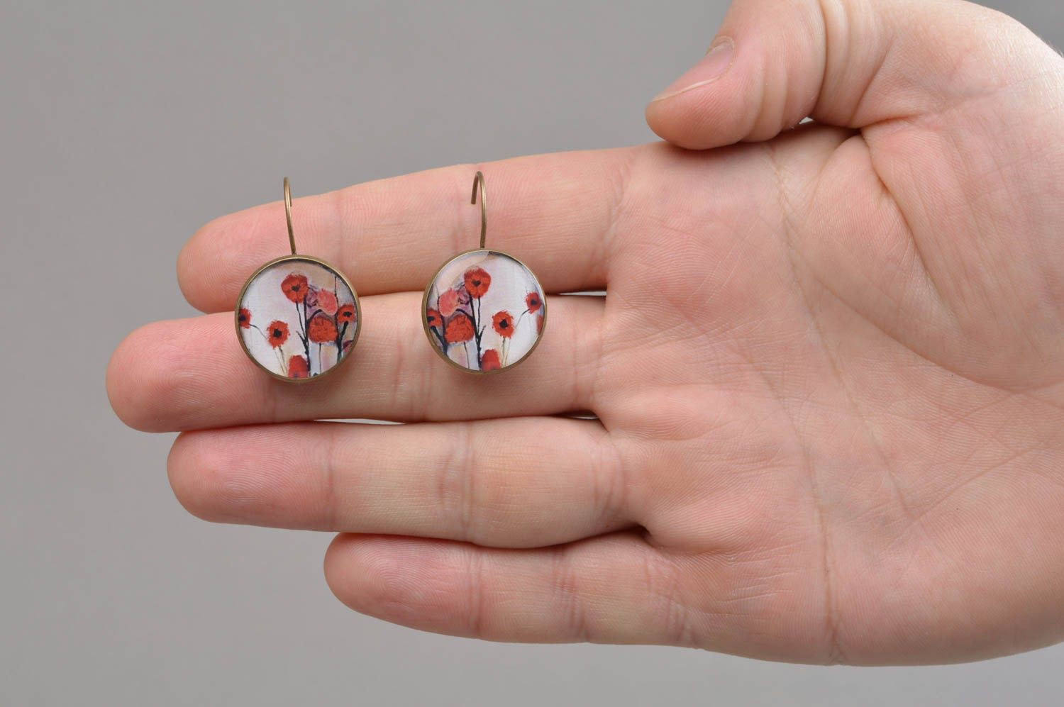 Handmade designer round decoupage earrings in epoxy resin Poppy Flowers photo 4