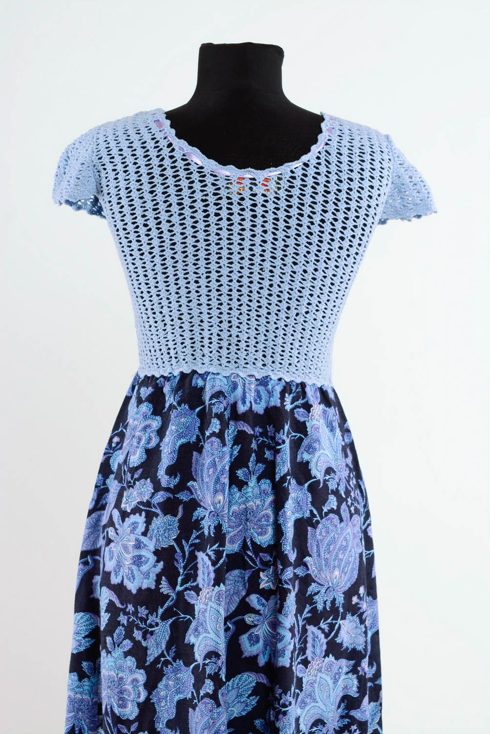 Dress with knitted bodice photo 4