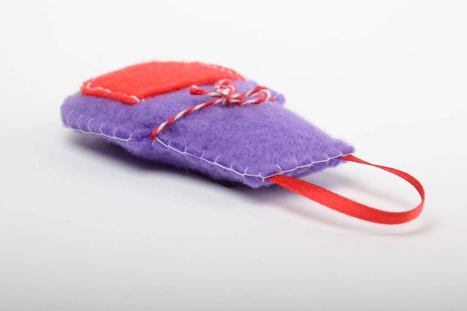 Handmade small felt soft toy fridge magnet bright violet apron with red pocket photo 4