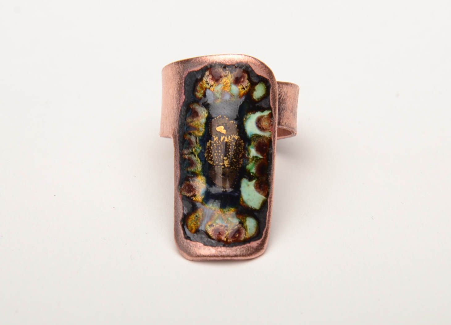 Unclosed copper ring painted with color enamels photo 2
