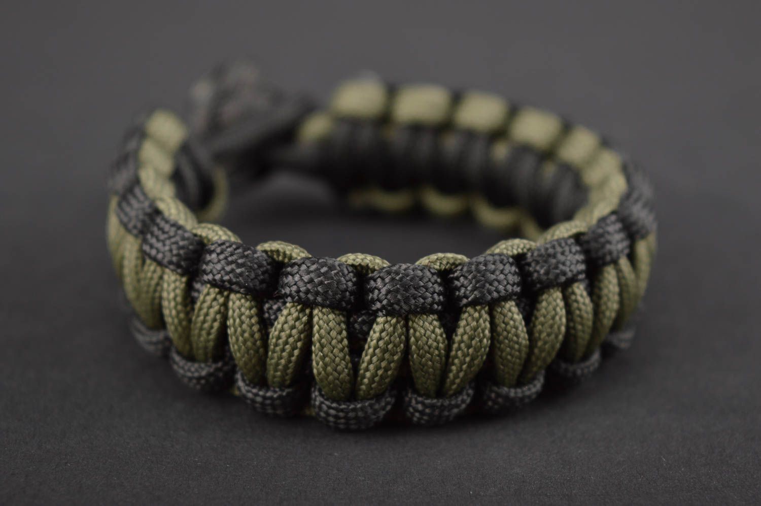 Handmade dark paracord bracelet unusual woven bracelet wrist accessory photo 3