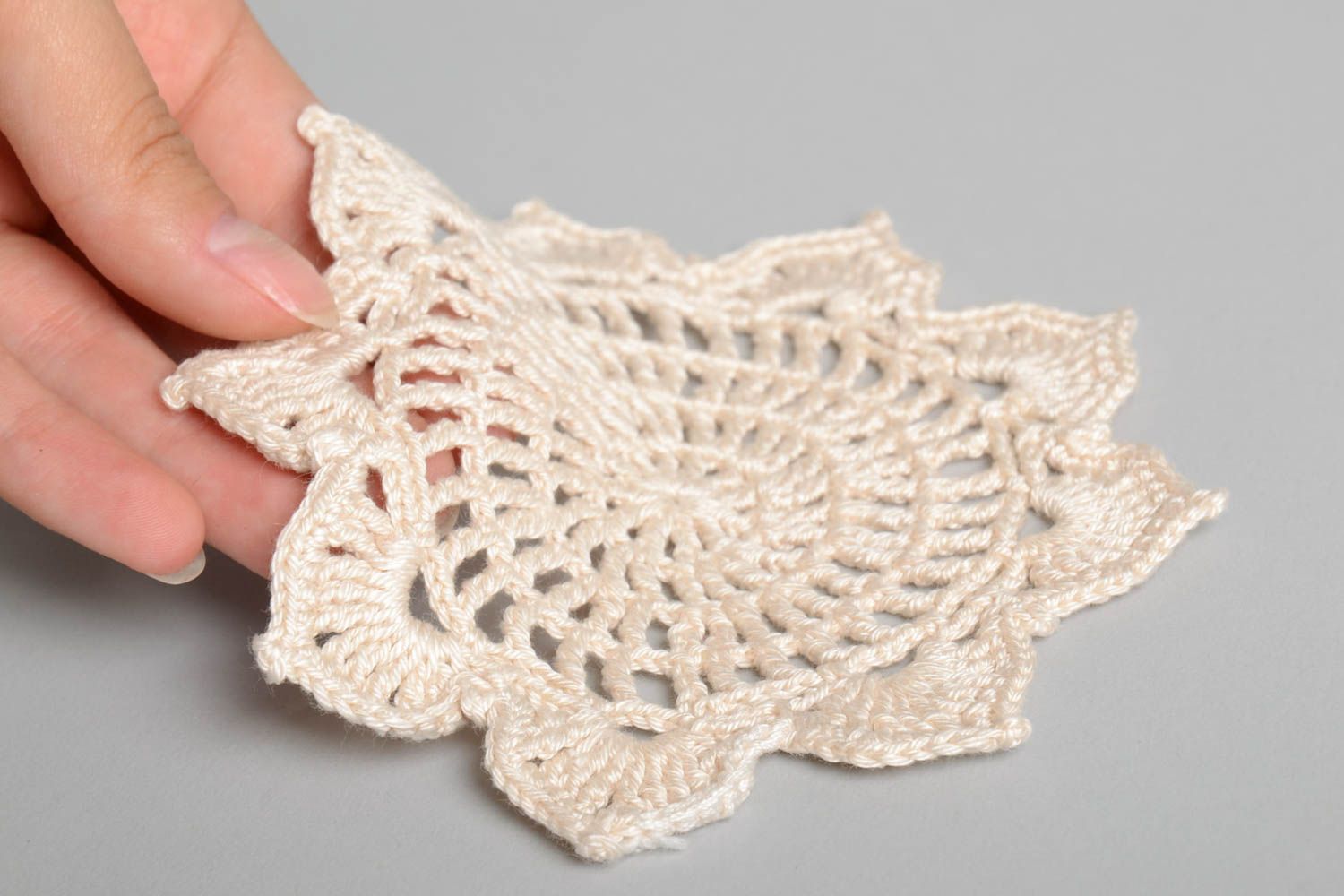 Napperon original fait main Déco maison Cadeau femme dentelle tricot crochet photo 3