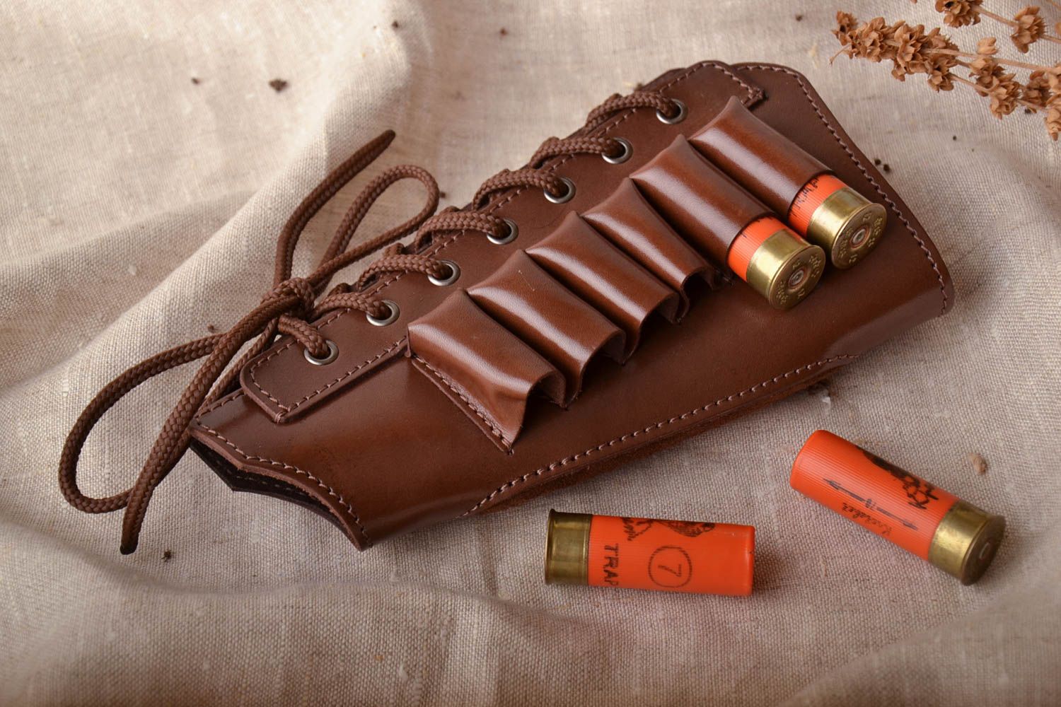 Brown cartridge pouch photo 1