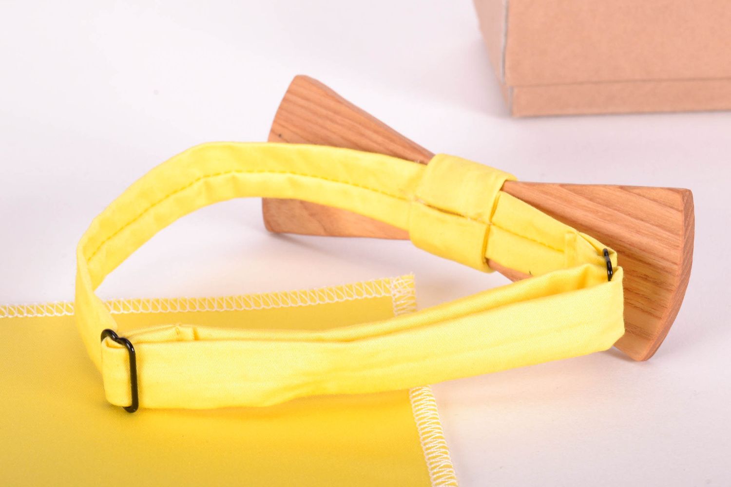 Wooden bow tie and yellow handkerchief photo 4
