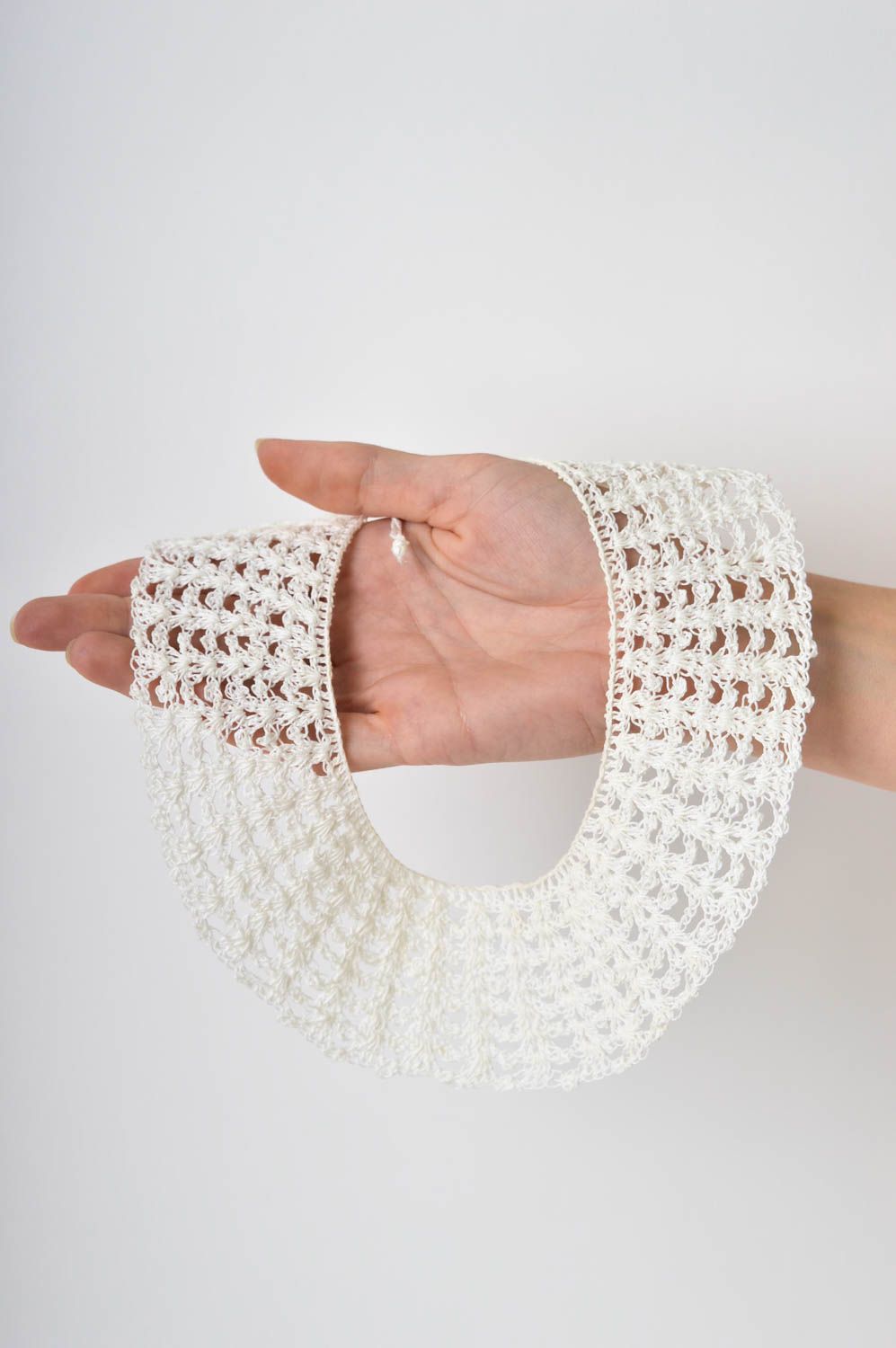 Col blanc fait main Col tricot crochet Accessoire femme ajouré design unique photo 5