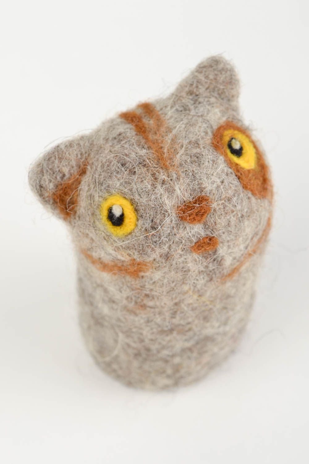 Peluche chat gris-marron Jouet fait main en laine feutrée Cadeau enfant photo 3