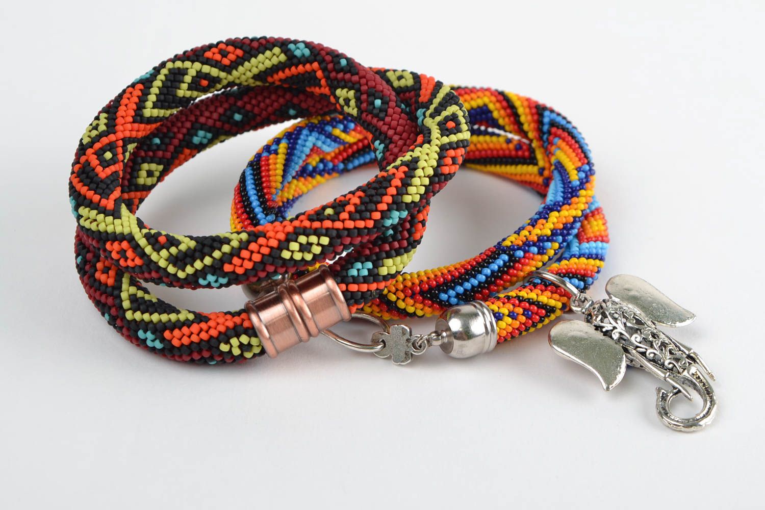 Conjunto de 2 collares de abalorios artesanales tejidos multicolores indianos foto 5