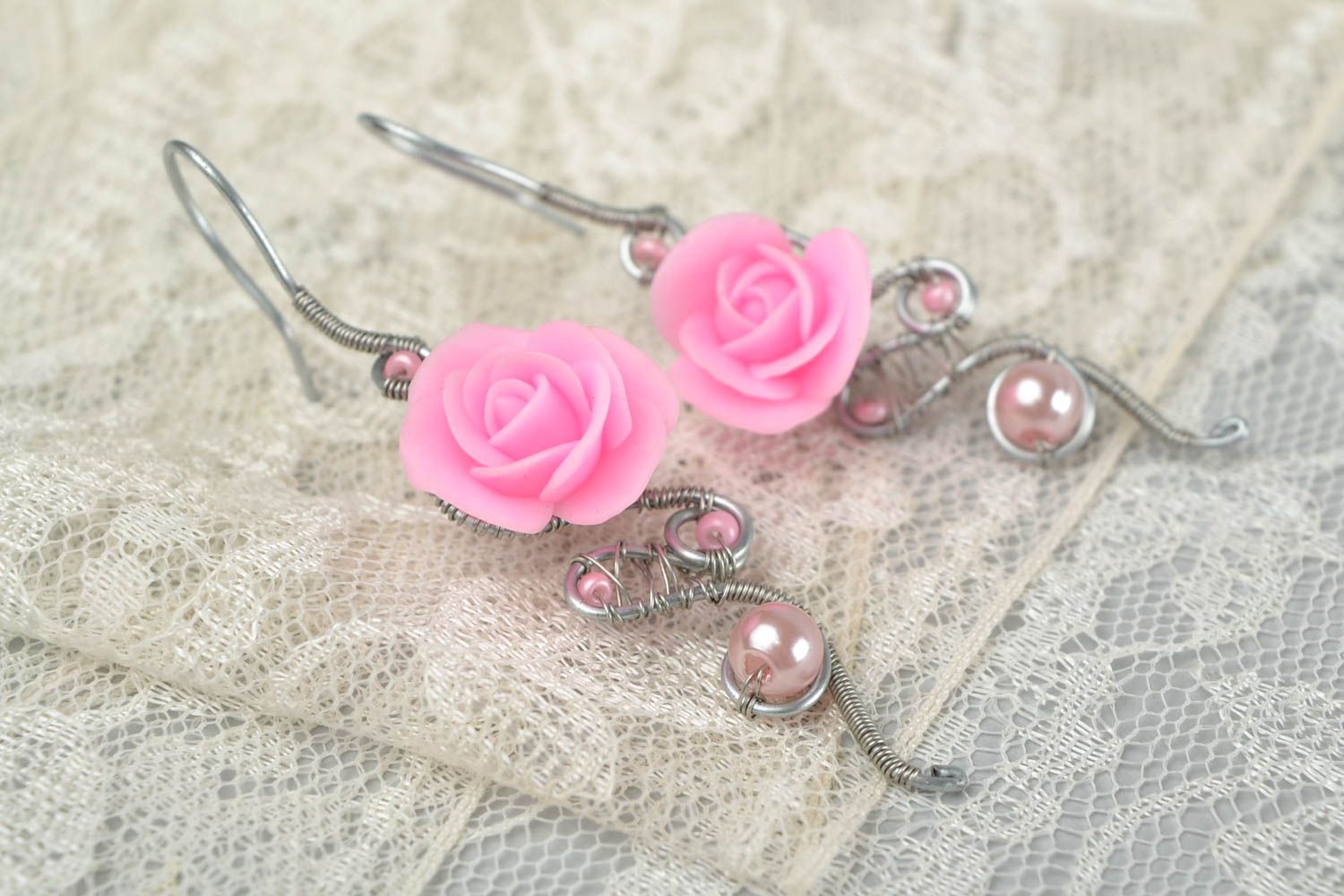 Handmade wire wrap earrings with pink polymer clay flowers Roses photo 1