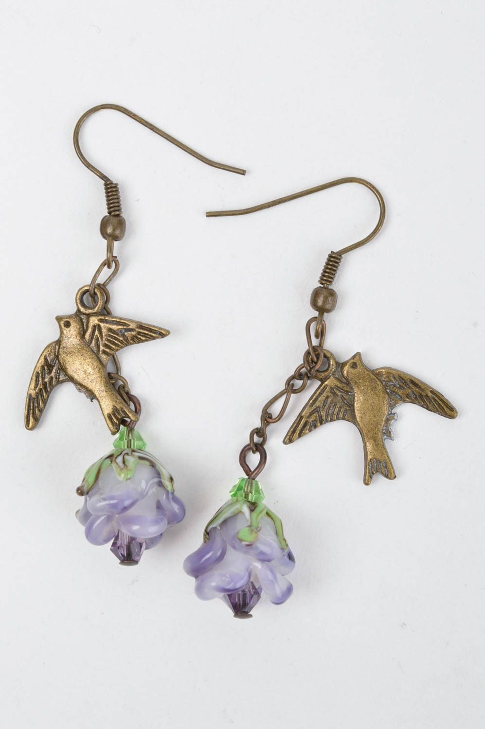 Handmade Glas Ohrringe Accessoire für Frauen Damen Schmuck feine violette Blumen foto 3