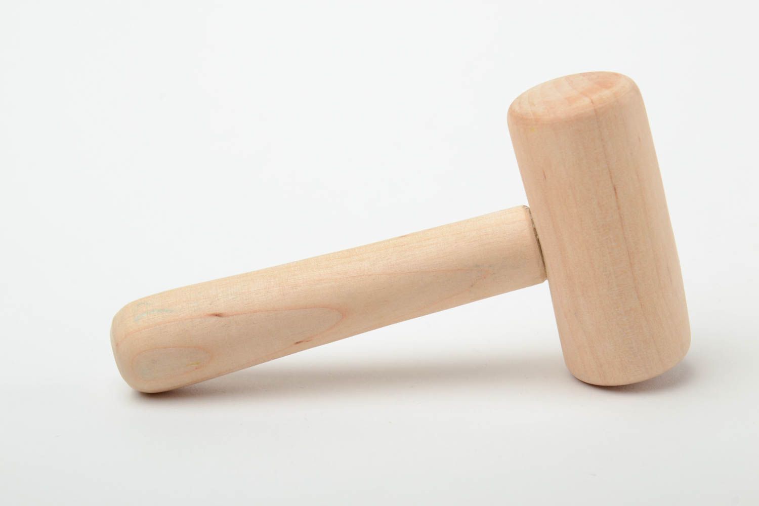 Juguete de madera con forma de martillo hecho a mano para juegos infantiles foto 4