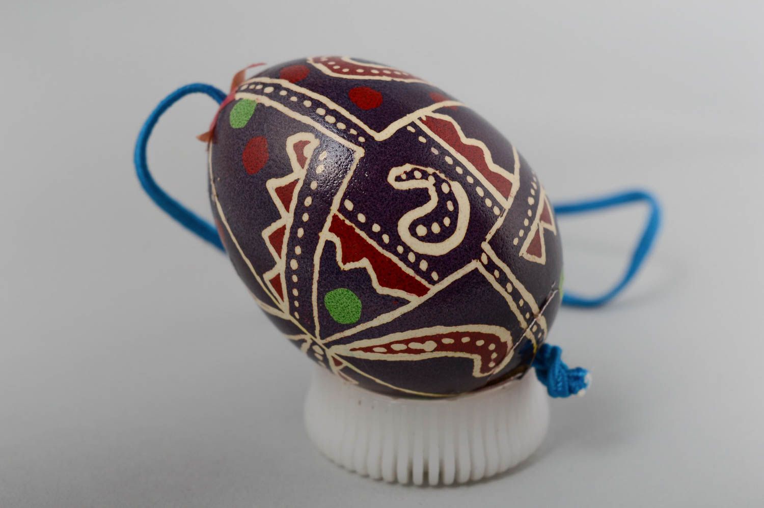 Пасхальное яйцо ручной работы расписное на шнурке декор для интерьера к Пасхе фото 2