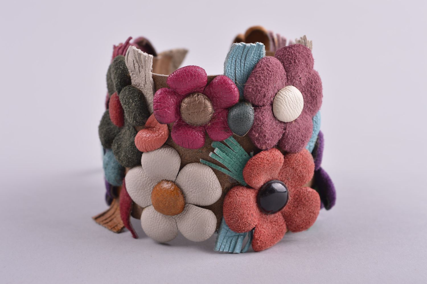 Handmade designer leather accessory feminine flower bracelet elegant bracelet photo 5