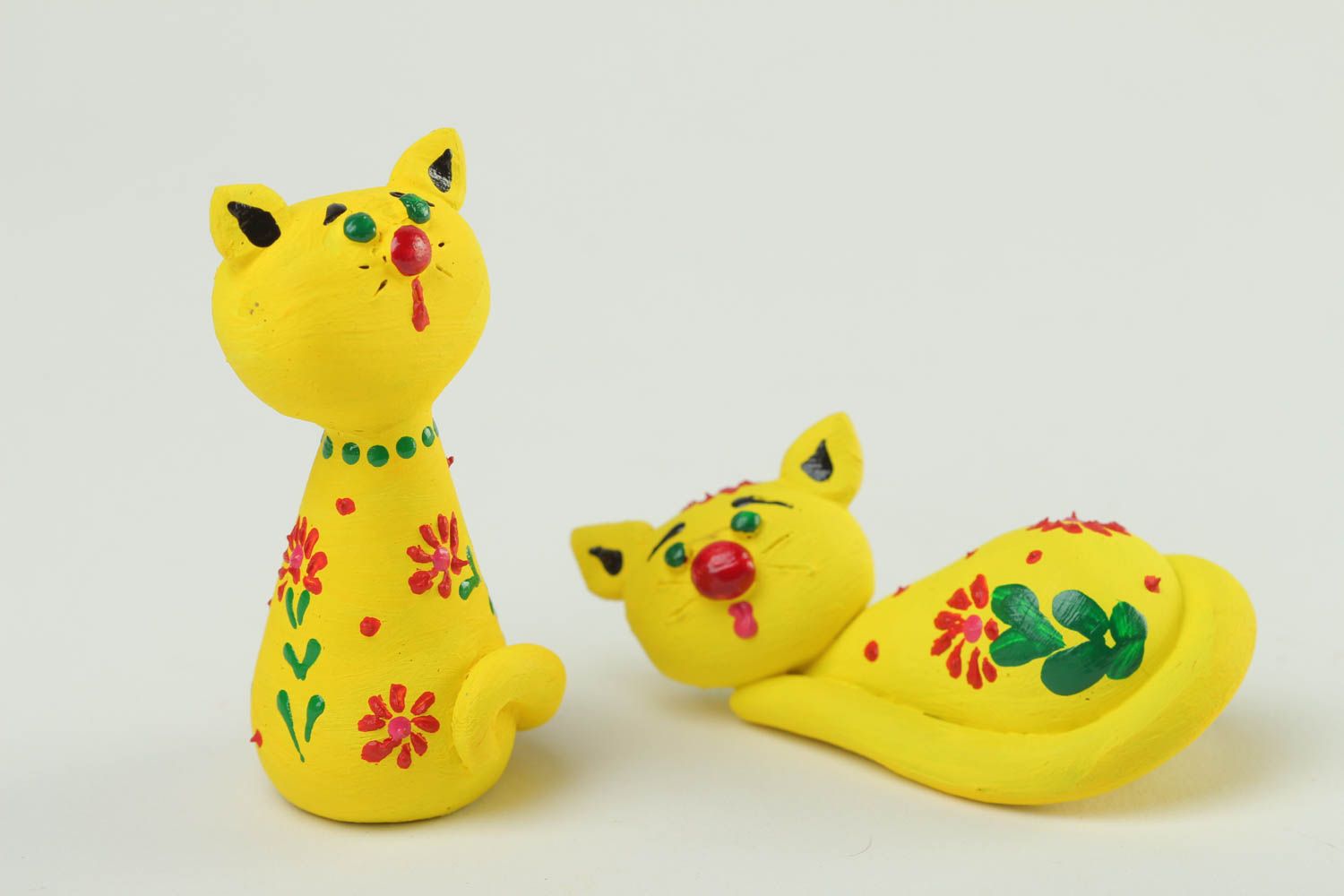 Handmade Figuren aus Ton Deko Figuren Katzen Deco Figuren aus Keramik 2 Stück foto 2