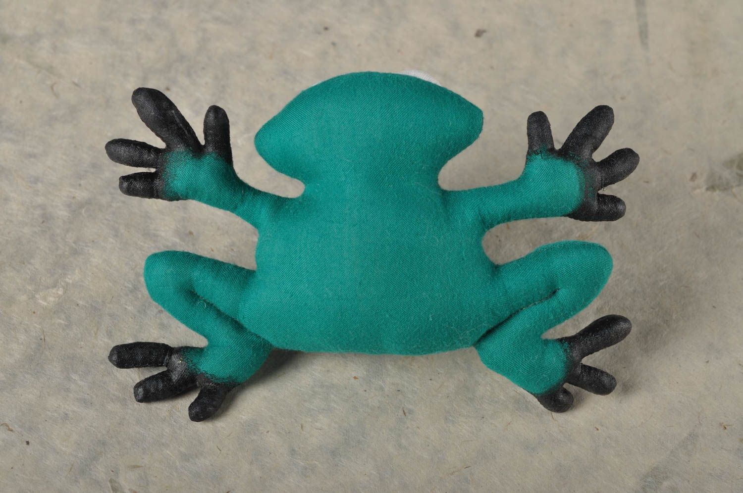 Peluche grenouille faite main Jouet mou enfant Décoration chambre enfant photo 5
