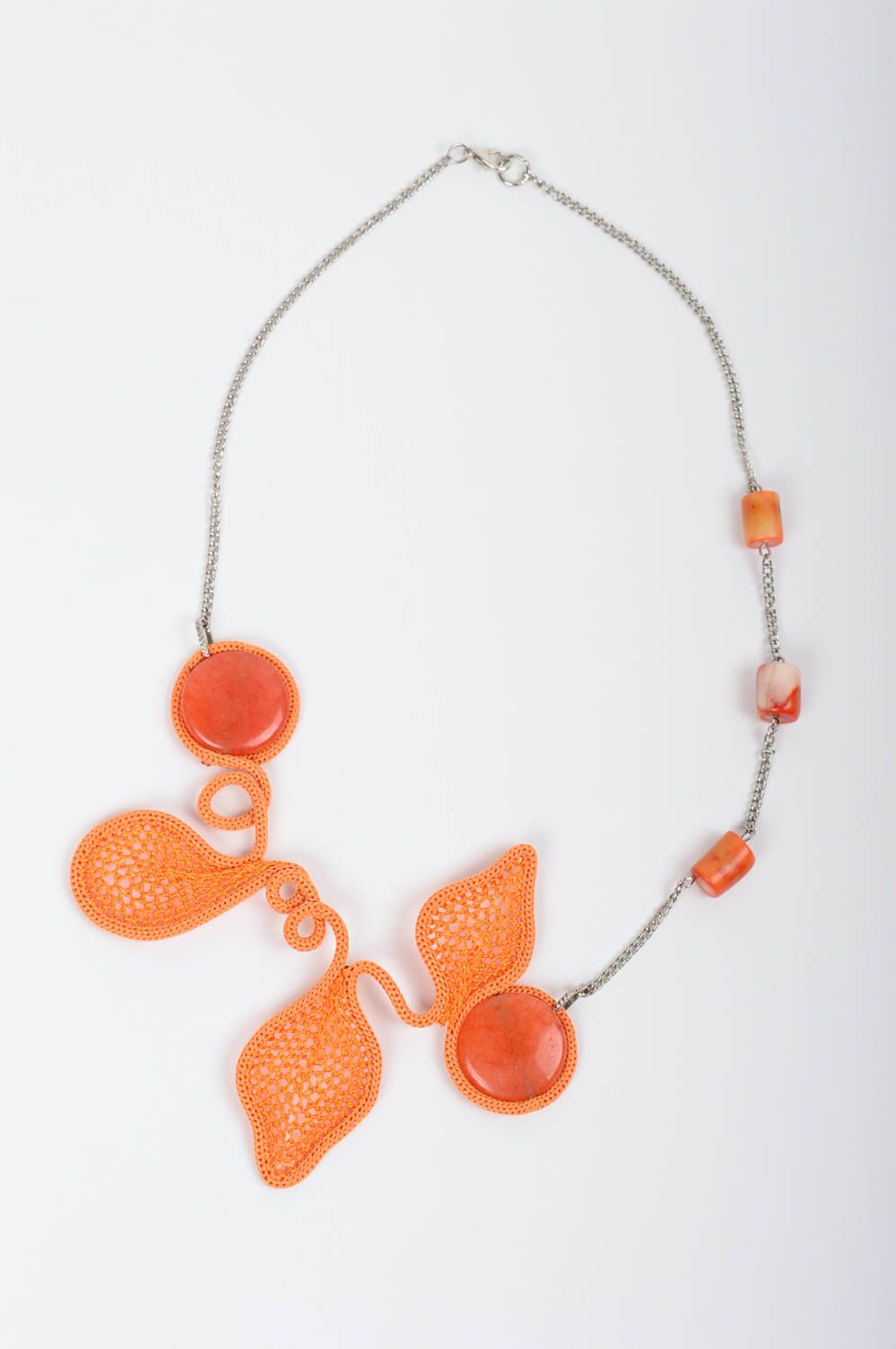 Collier textile Bijou fait main orange avec jaspe et corail Cadeau femme photo 1