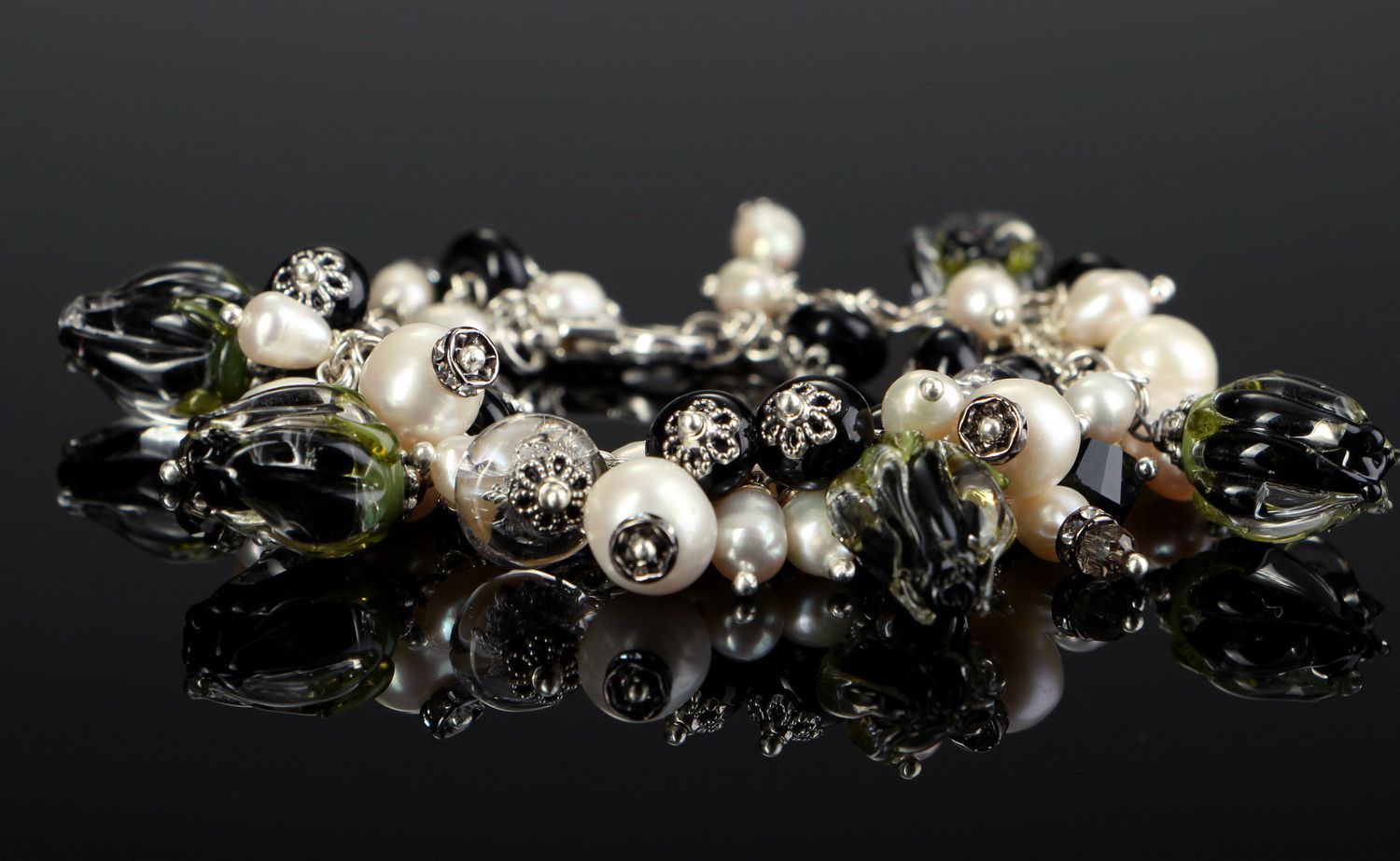 Bracelet with river pearls Black swang photo 3
