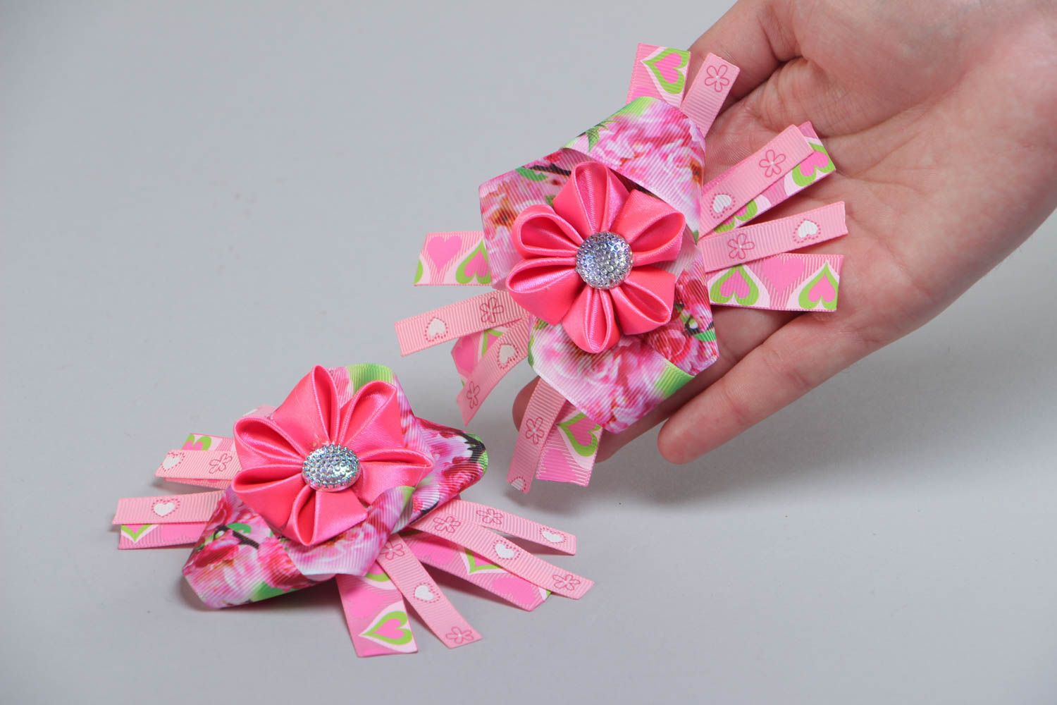 Set of 2 handmade hair ties with pink satin ribbon kanzashi flowers for children photo 5