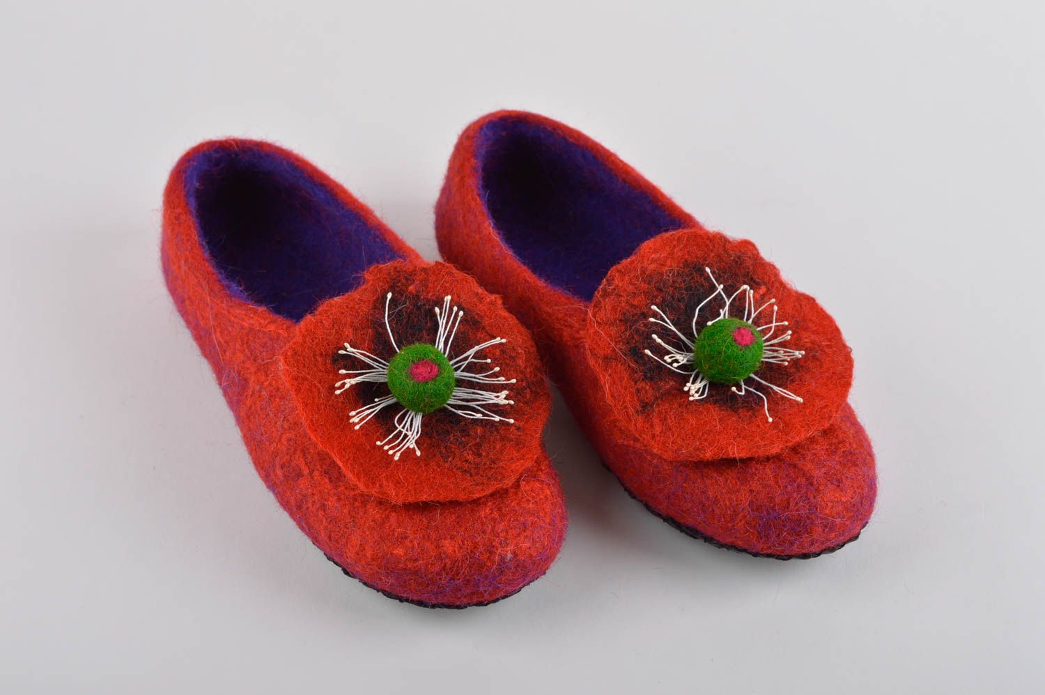 Gefilzte Pantoffeln handmade schöne Hausschuhe gefilzte Schuhe Geschenk für Frau foto 2