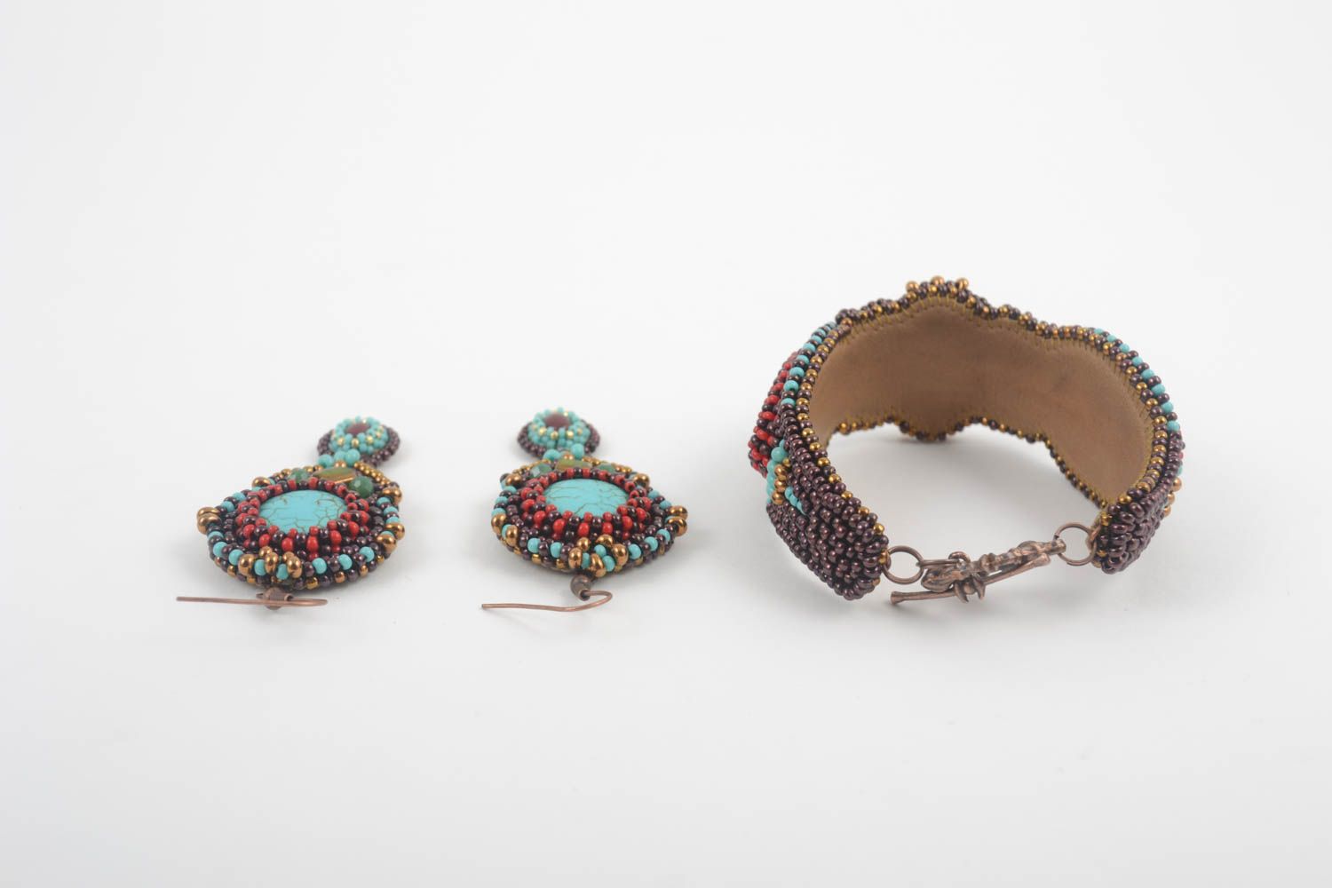 Pulsera y pendientes de abalorios bisutería artesanal accesorios para mujer  foto 3