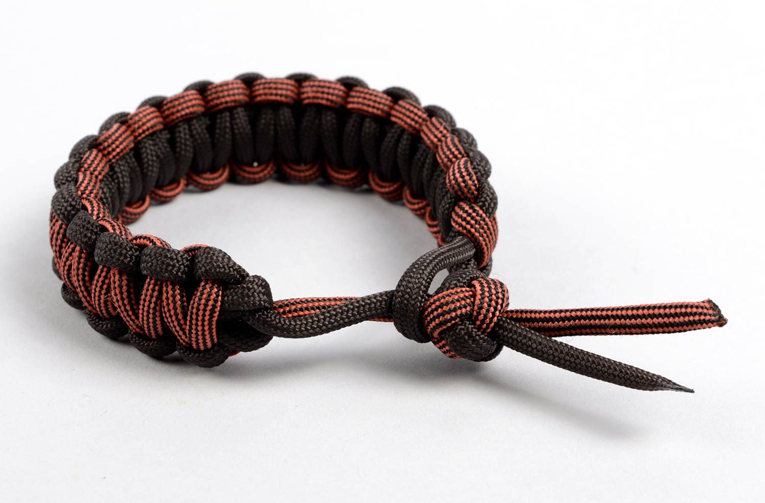 Stylish handmade bracelet designs woven cord bracelet beautiful jewellery photo 2