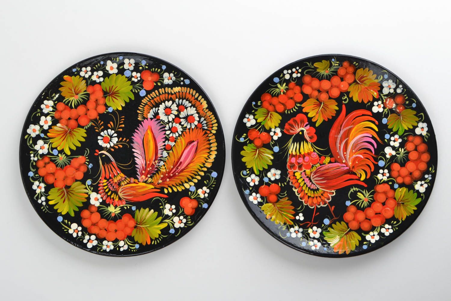 Декоративные тарелки из дерева с росписью комплект из 2 штук ручная работа фото 3