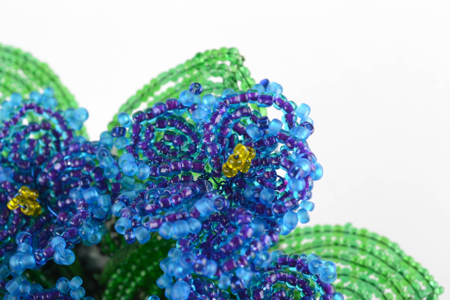 Pot with beaded flowers photo 3