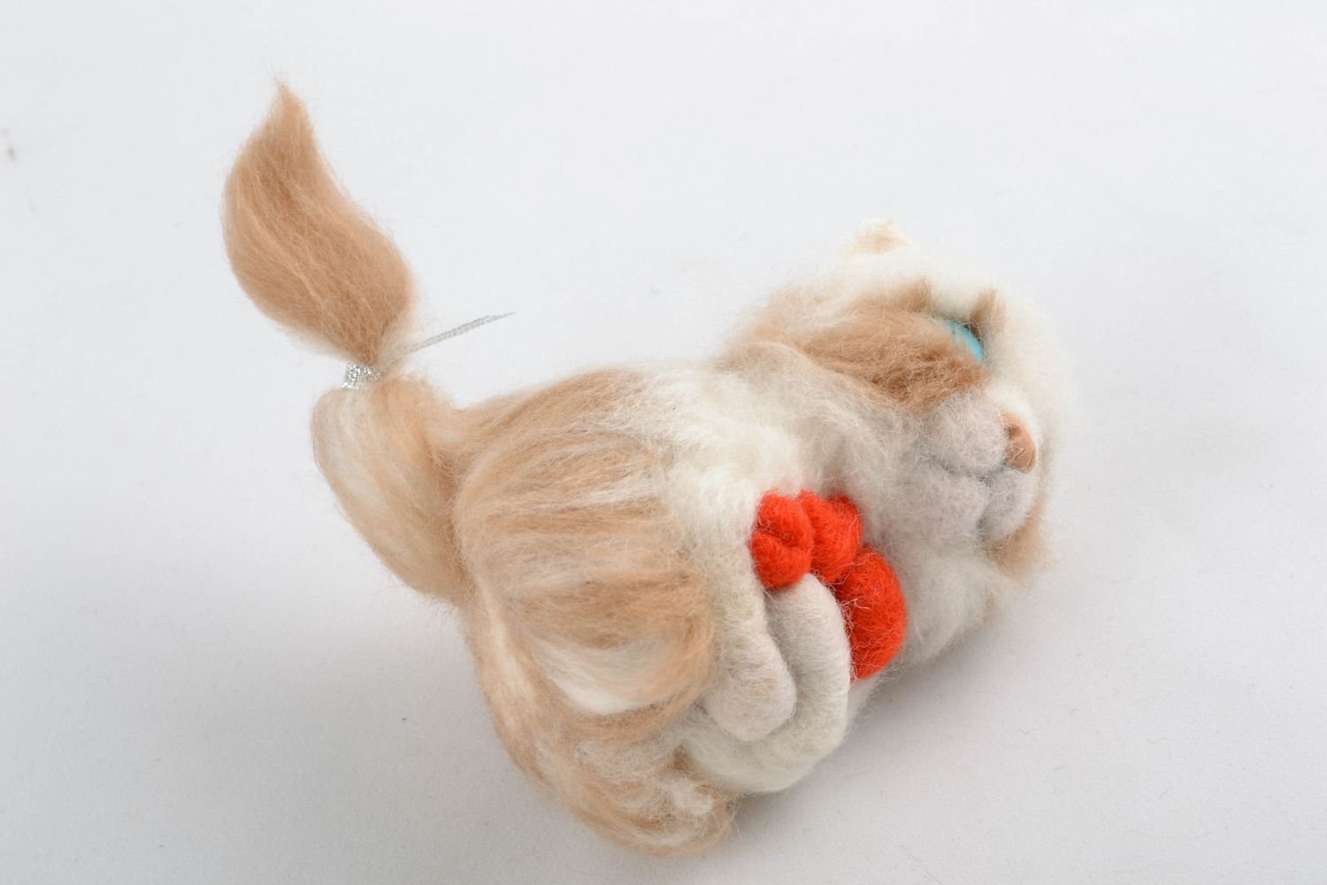 Handmade Kuscheltier Katze aus Wolle foto 5