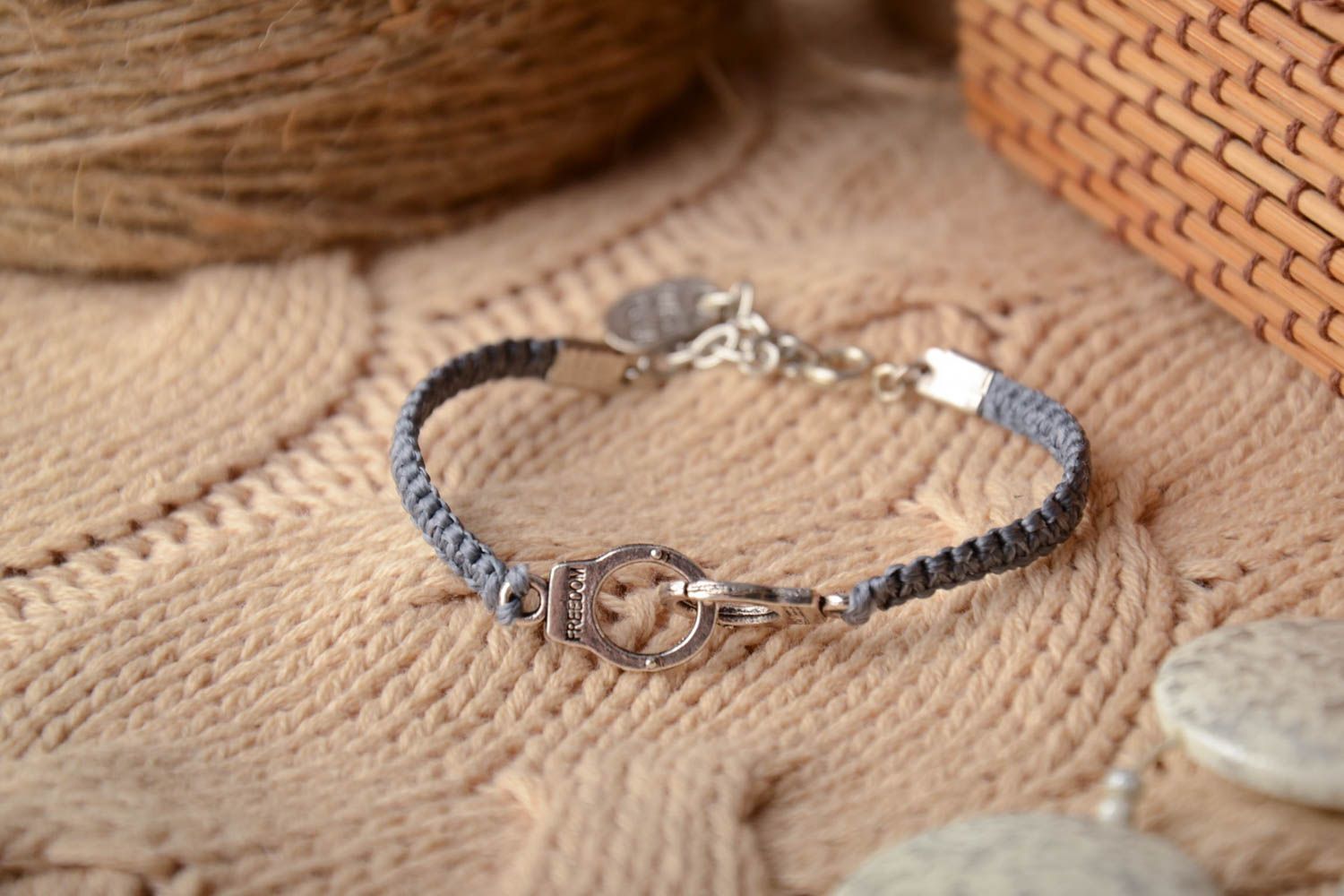 Thing friendship bracelet with handcuffs photo 1
