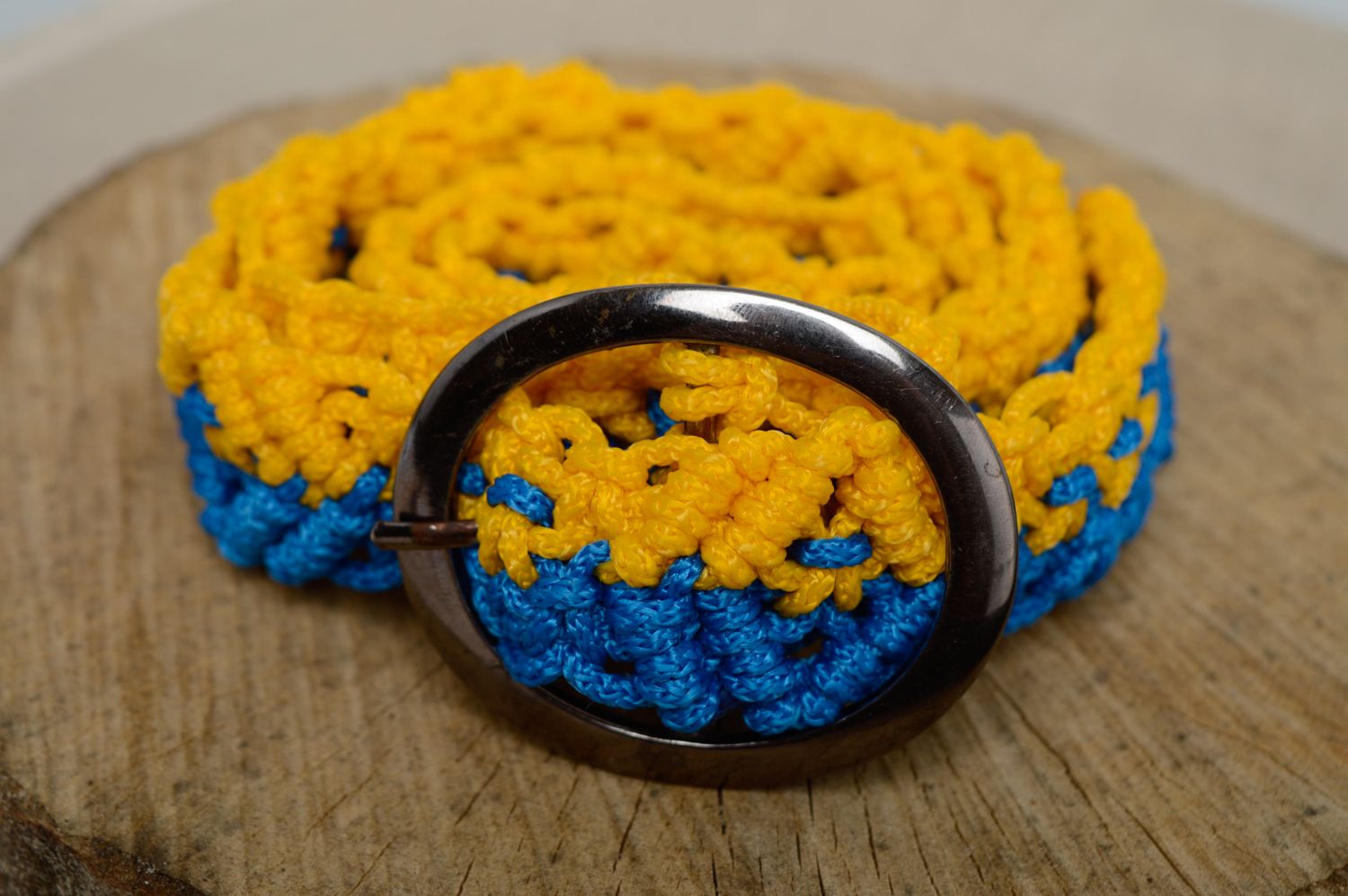 Wide macrame belt woven of polyester cords of yellow and blue colors photo 1