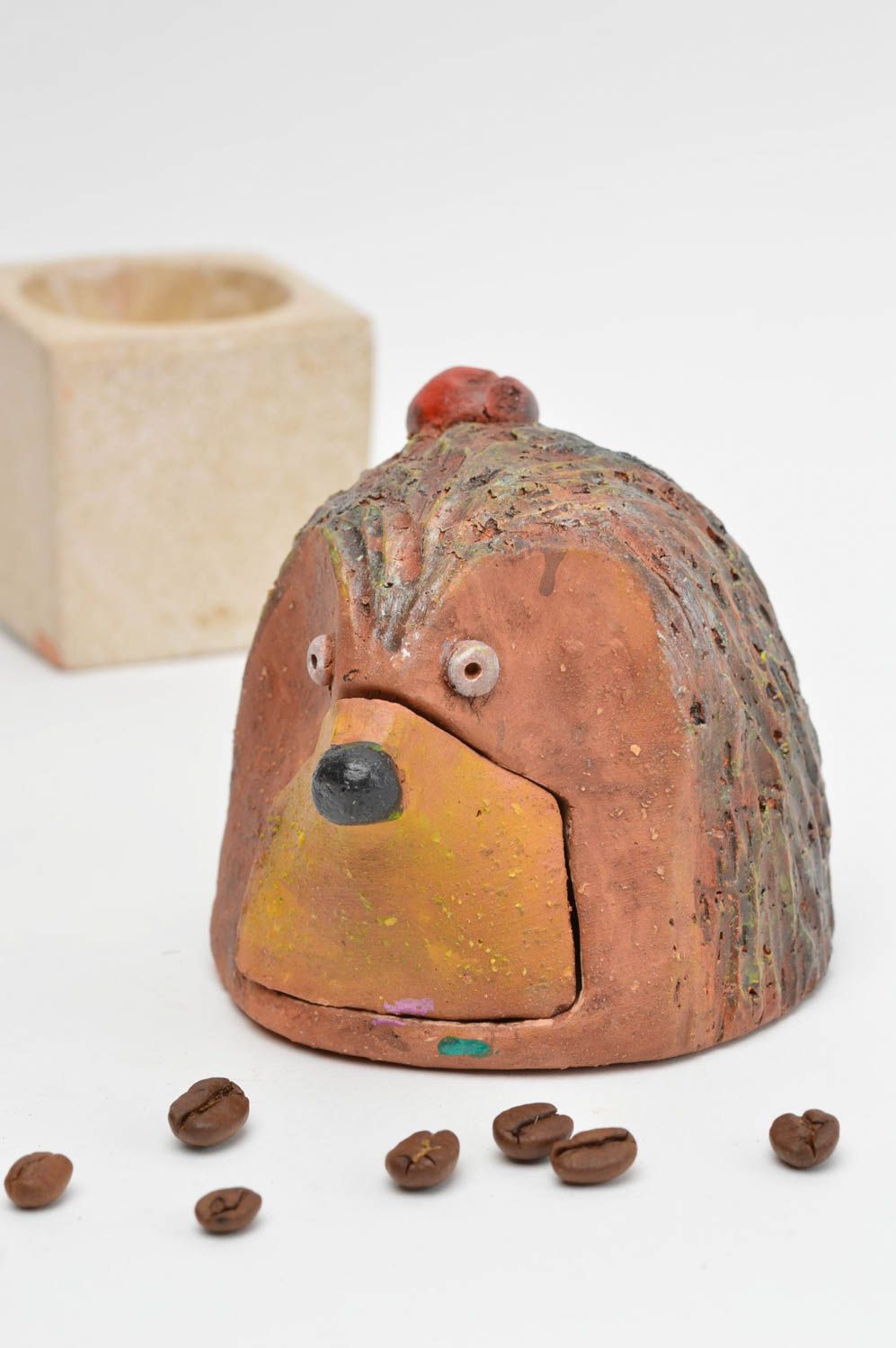 Boîte en céramique originale en forme de hérisson faite main marron photo 1