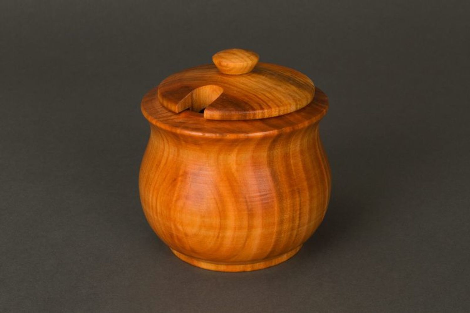 Wooden pot with a lid photo 2